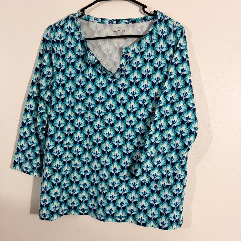 Talbots Knit Top Womens Large Blue Fan Print 3/4 Sleeve Split Neck